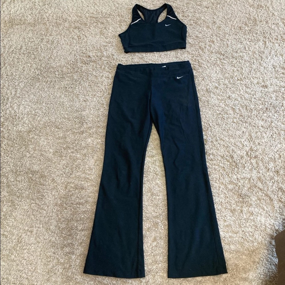 Nike Athletic set size medium